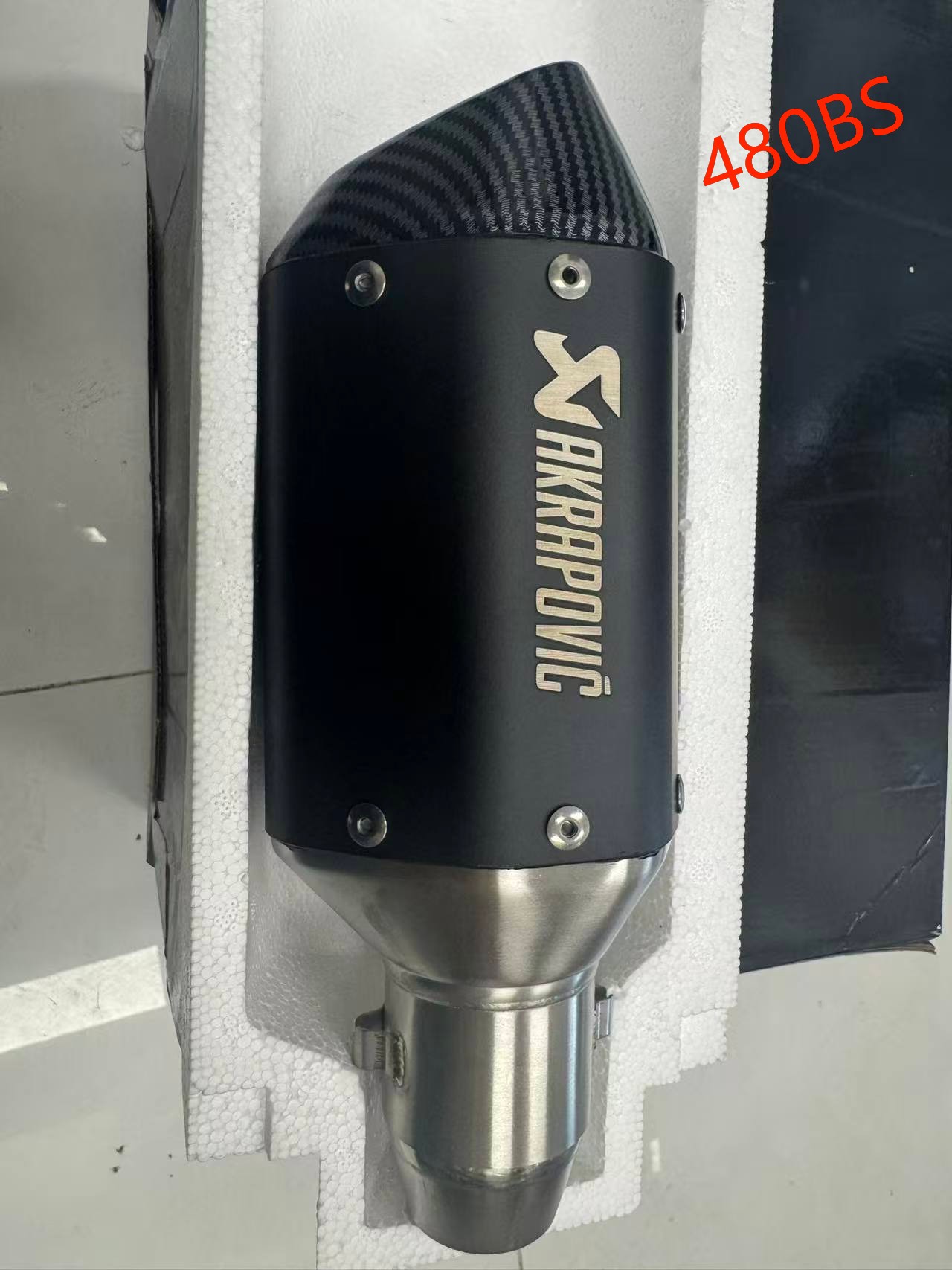 Escape de motocicleta E110