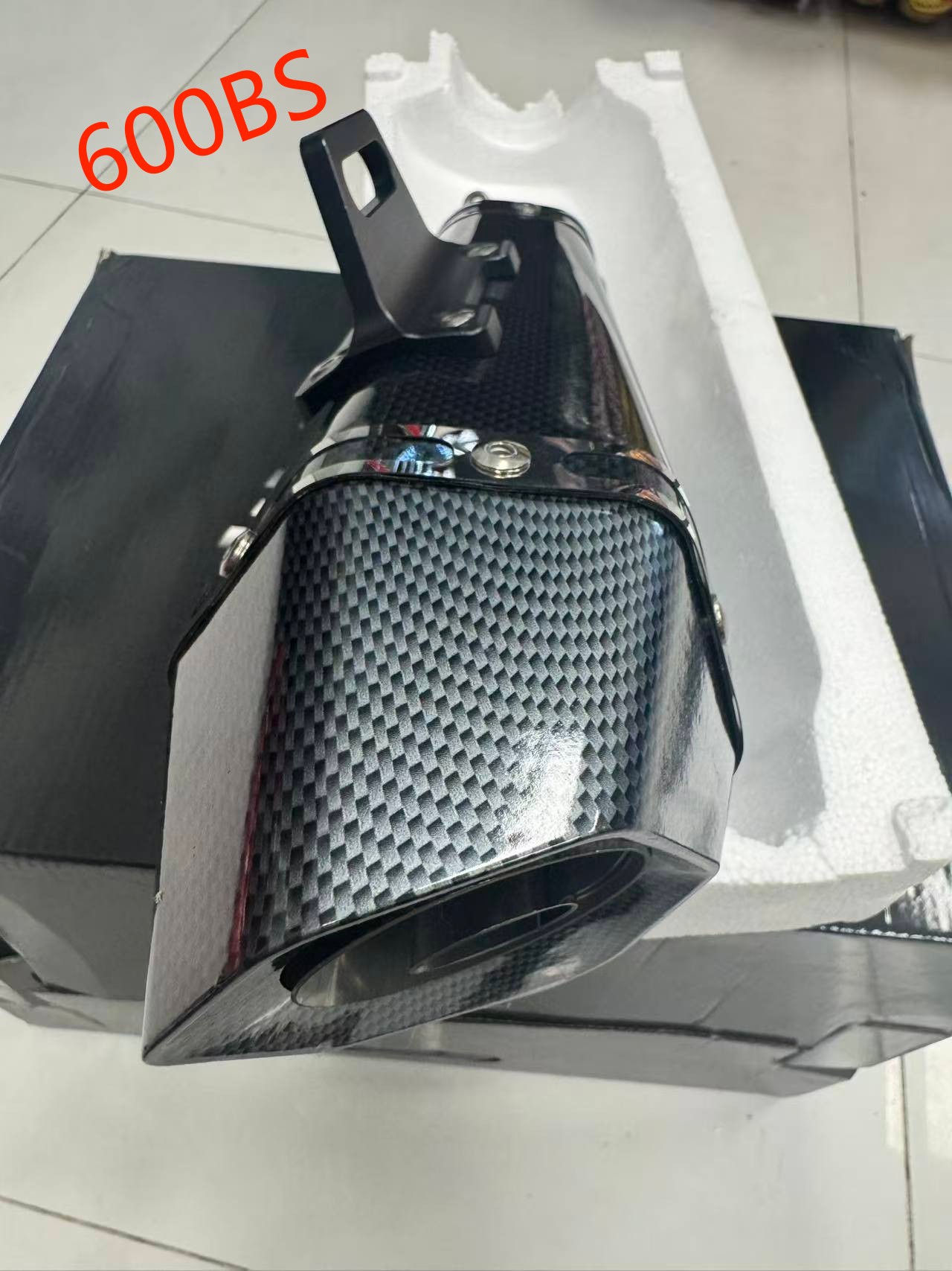 Escape de motocicleta F07