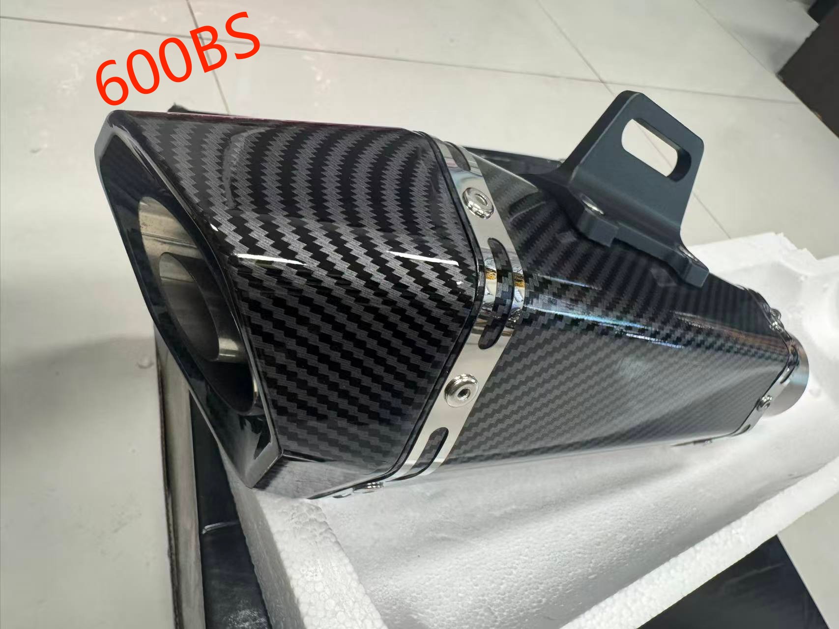 Escape de motocicleta F07