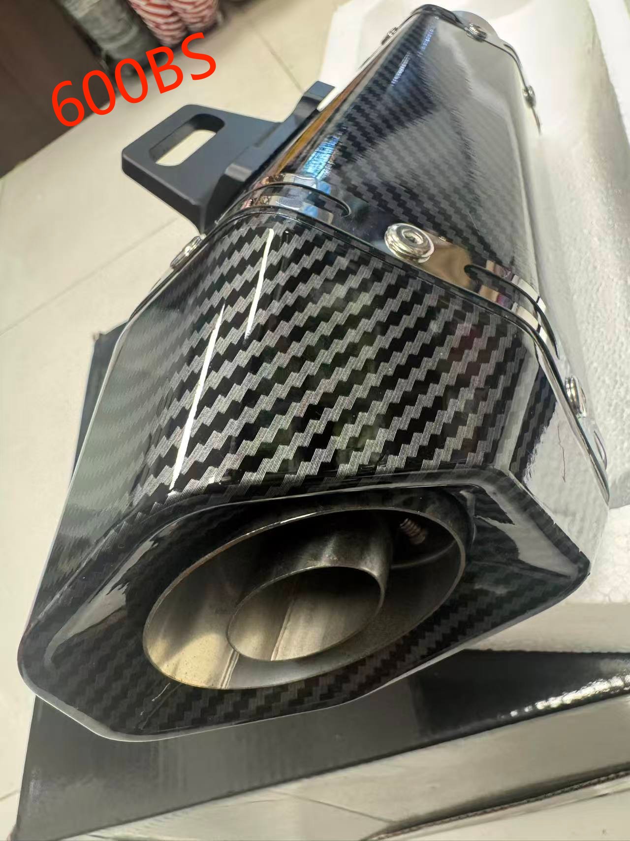 Escape de motocicleta F07