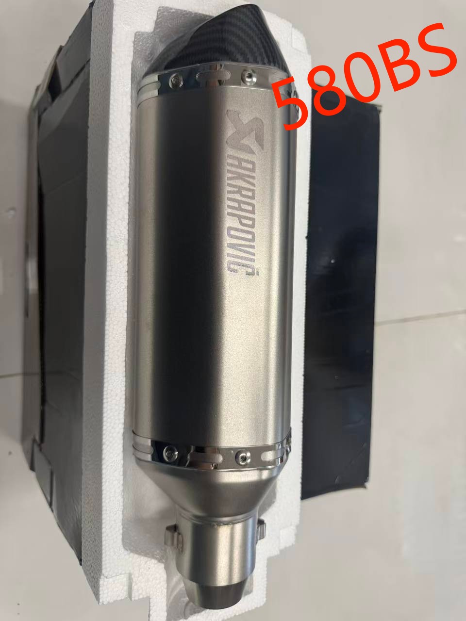 Escape de motocicleta J175